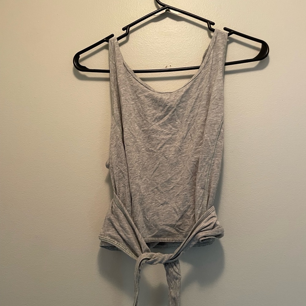 Lululemon cropped wrap tank
